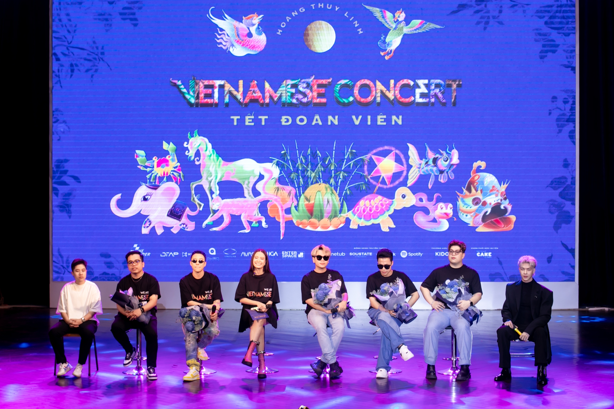 Nhạc sĩ Hồ Hoài Anh đóng vai trò gì trong Vietnamese Concert của Hoàng