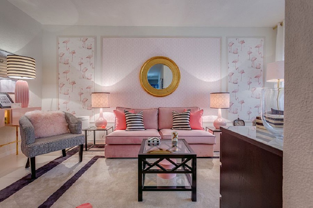 Những mẫu phòng khách mang sắc hồng vừa nhẹ nhàng vừa quyến rũ - Ảnh 1.