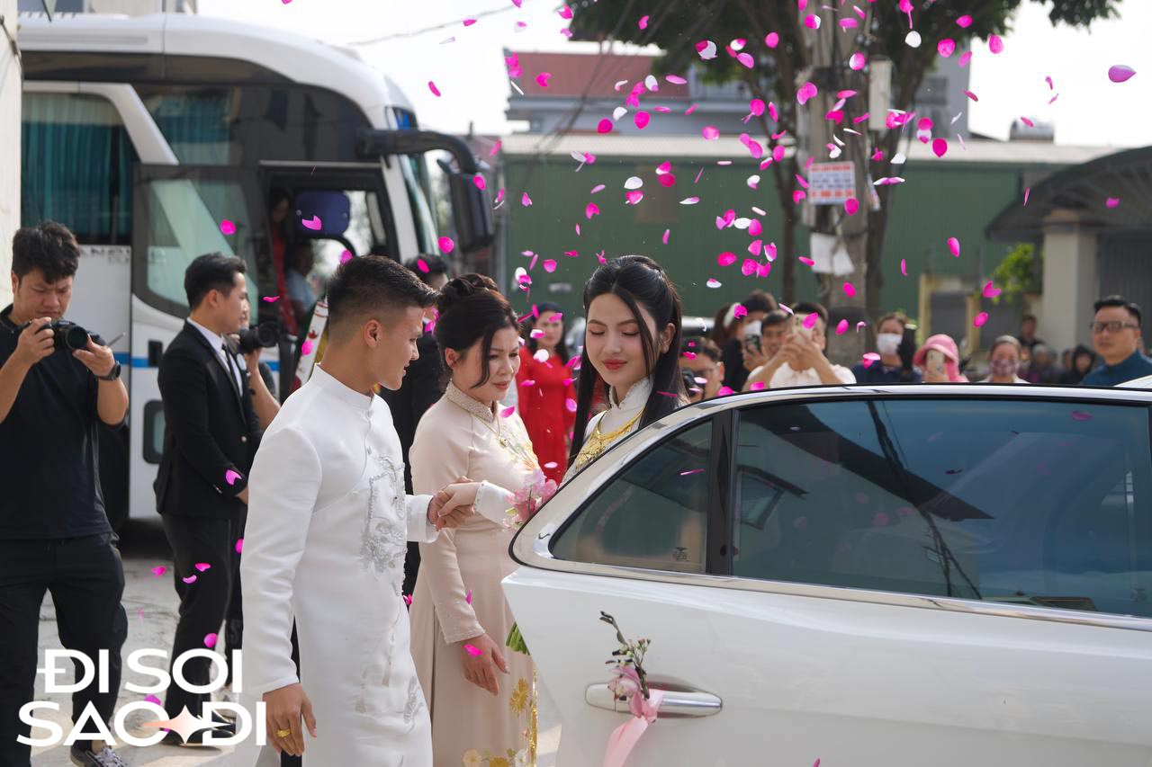 Khoảnh khắc đầu tiên Quang Hải đưa Chu Thanh Huyền về dinh, chăm sóc nàng từng chút dịu dàng- Ảnh 5.