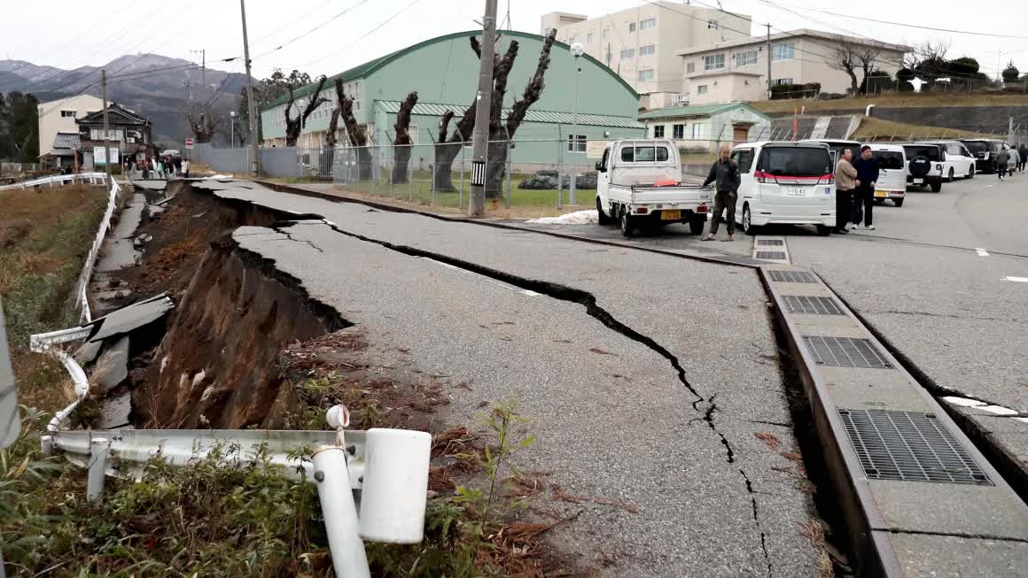 240101081658-01-japan-earthquake-010124-wajima
