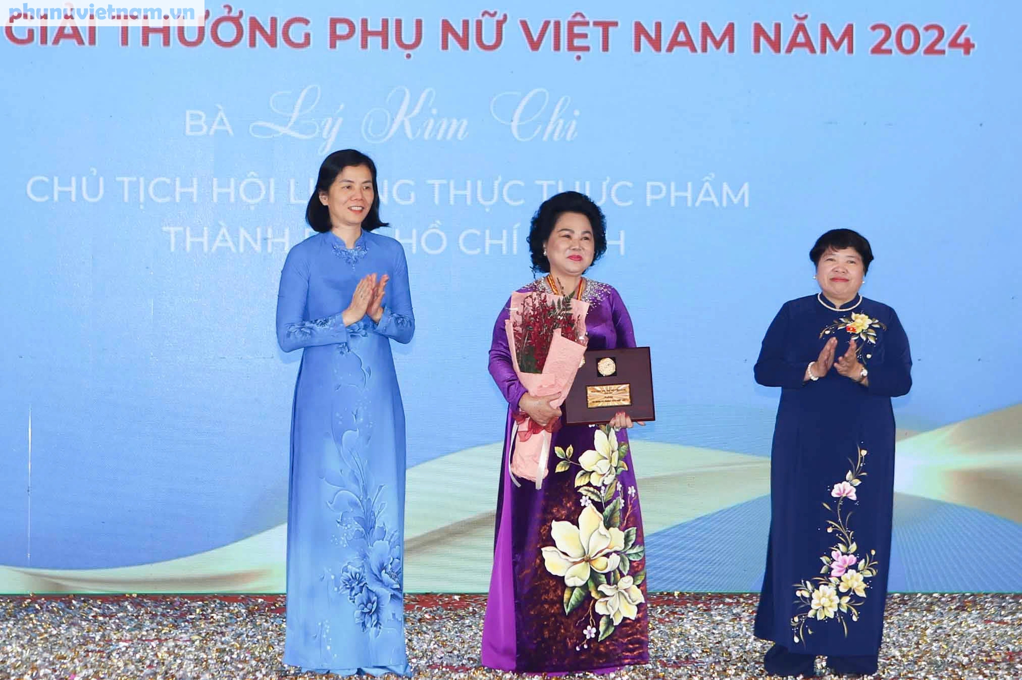 Hình ảnh trao Giải thưởng Phụ nữ Việt Nam 2024 cho 4 tập thể và 11 cá nhân- Ảnh 7.