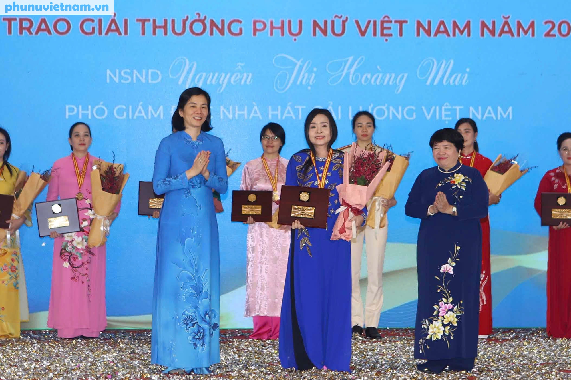 Hình ảnh trao Giải thưởng Phụ nữ Việt Nam 2024 cho 4 tập thể và 11 cá nhân- Ảnh 9.