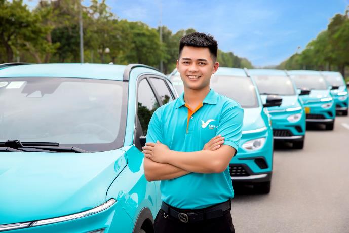 Tài xế taxi điện: Yên tâm vì thu nhập hấp dẫn, nhiều khách hàng trung thành- Ảnh 1.