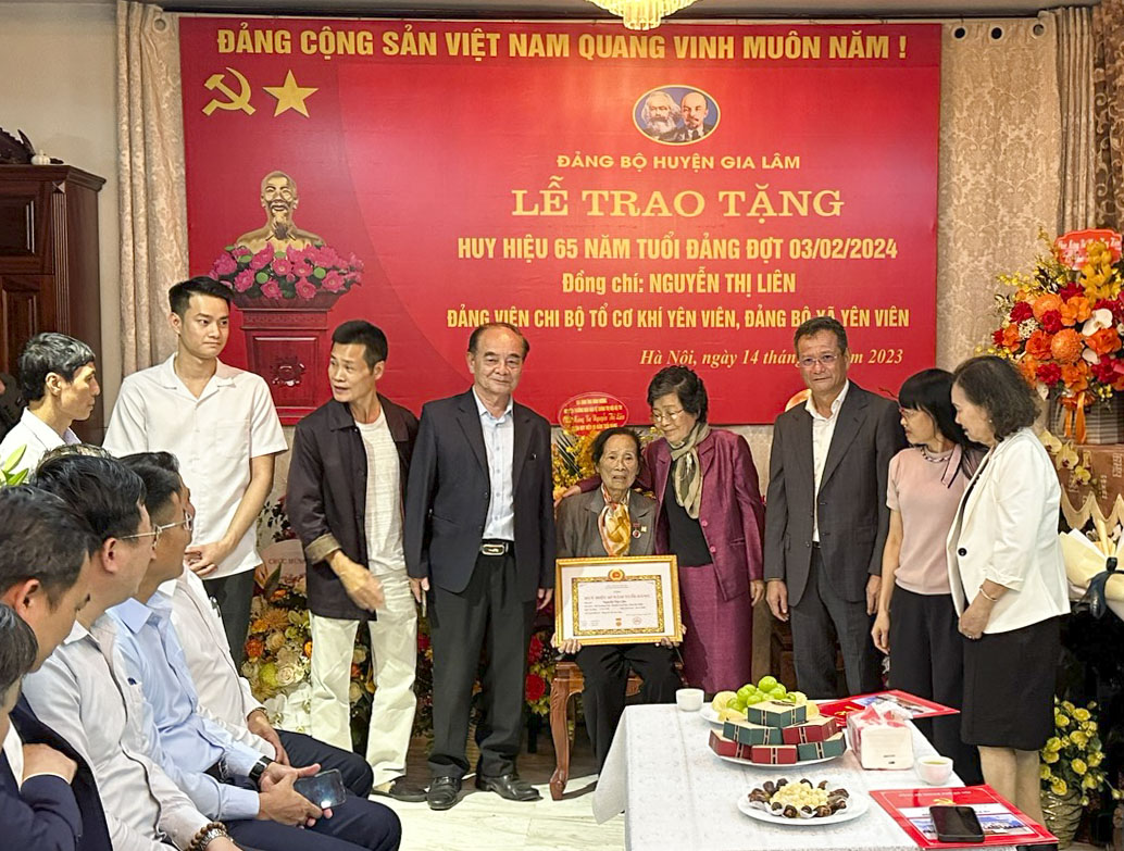 Cuộc đời đáng tự hào của nữ cán bộ 65 năm tuổi Đảng- Ảnh 7.