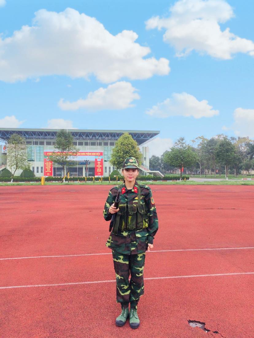 Vẻ đẹp đầy khí chất của nữ chiến sĩ tại Triển lãm Quốc phòng Quốc tế 2024- Ảnh 5. Vẻ đẹp đầy khí chất của nữ chiến sĩ tại Triển lãm Quốc phòng Quốc tế 2024- Ảnh 5.