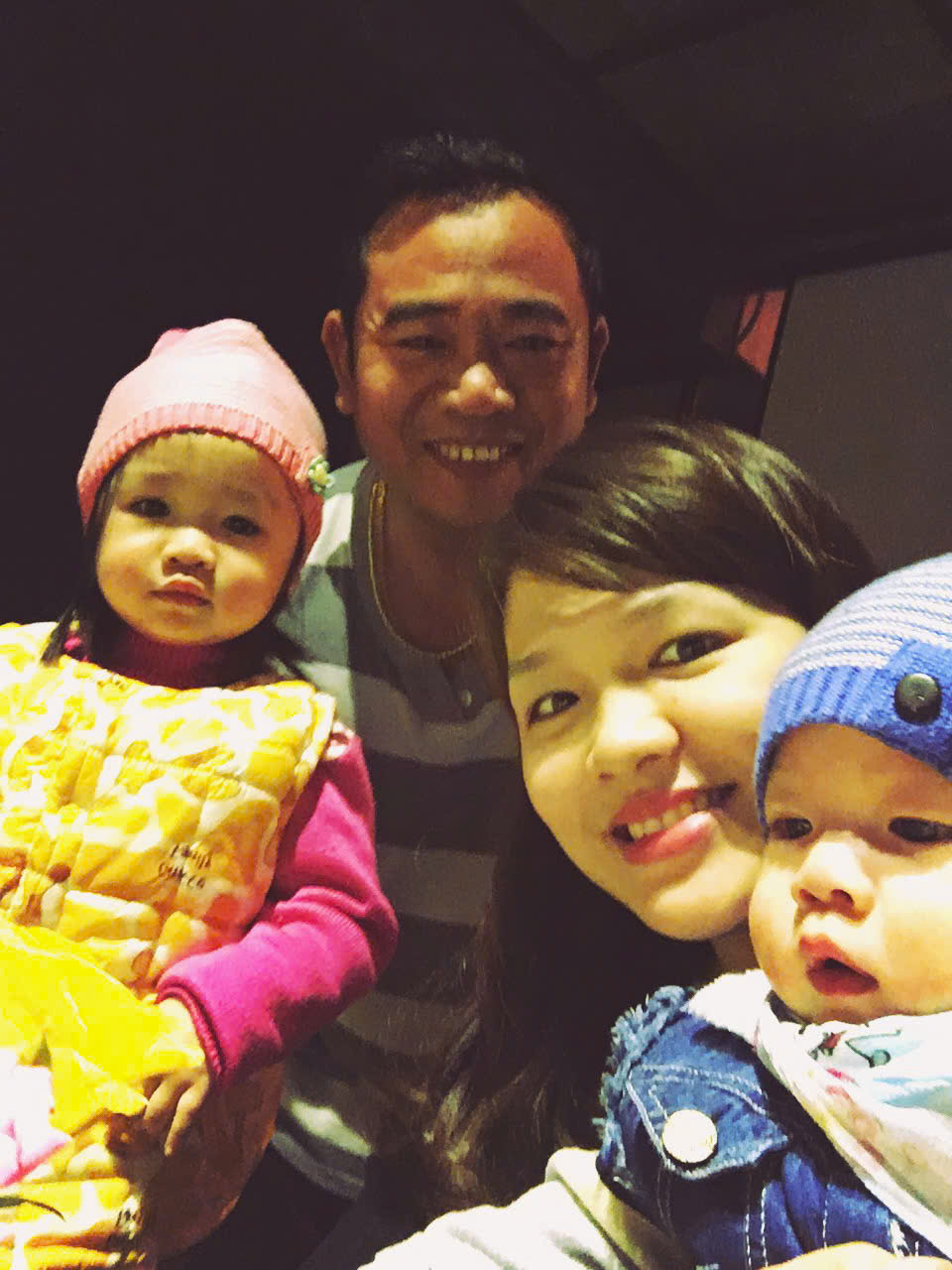 “Vợ liệt sĩ càng phải sống kiên cường”- Ảnh 1. “Vợ liệt sĩ càng phải sống kiên cường”- Ảnh 1.