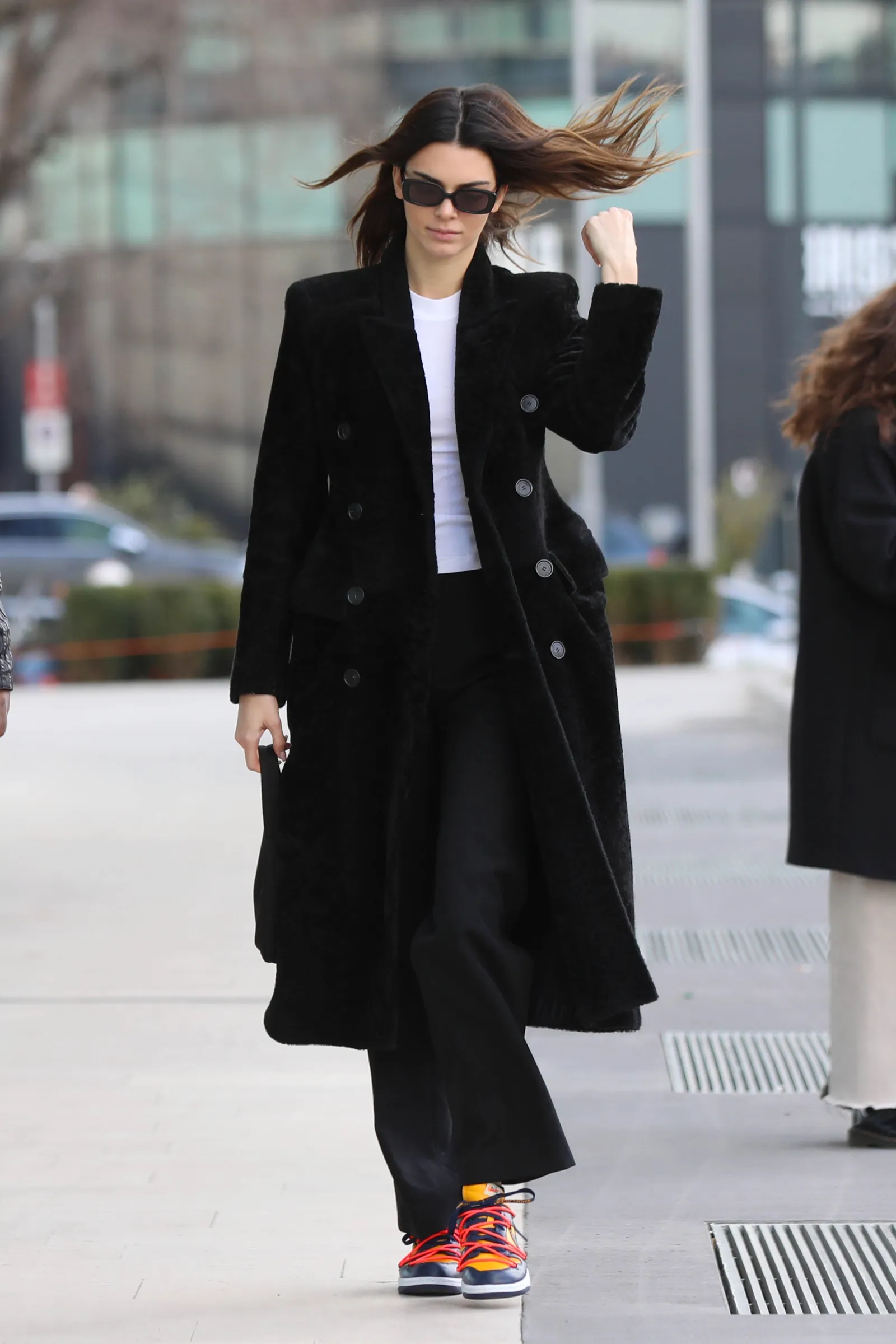 Tham khảo Kendall Jenner 10 bộ trang phục mùa đông tối giản- Ảnh 4. Tham khảo Kendall Jenner 10 bộ trang phục mùa đông tối giản- Ảnh 4.