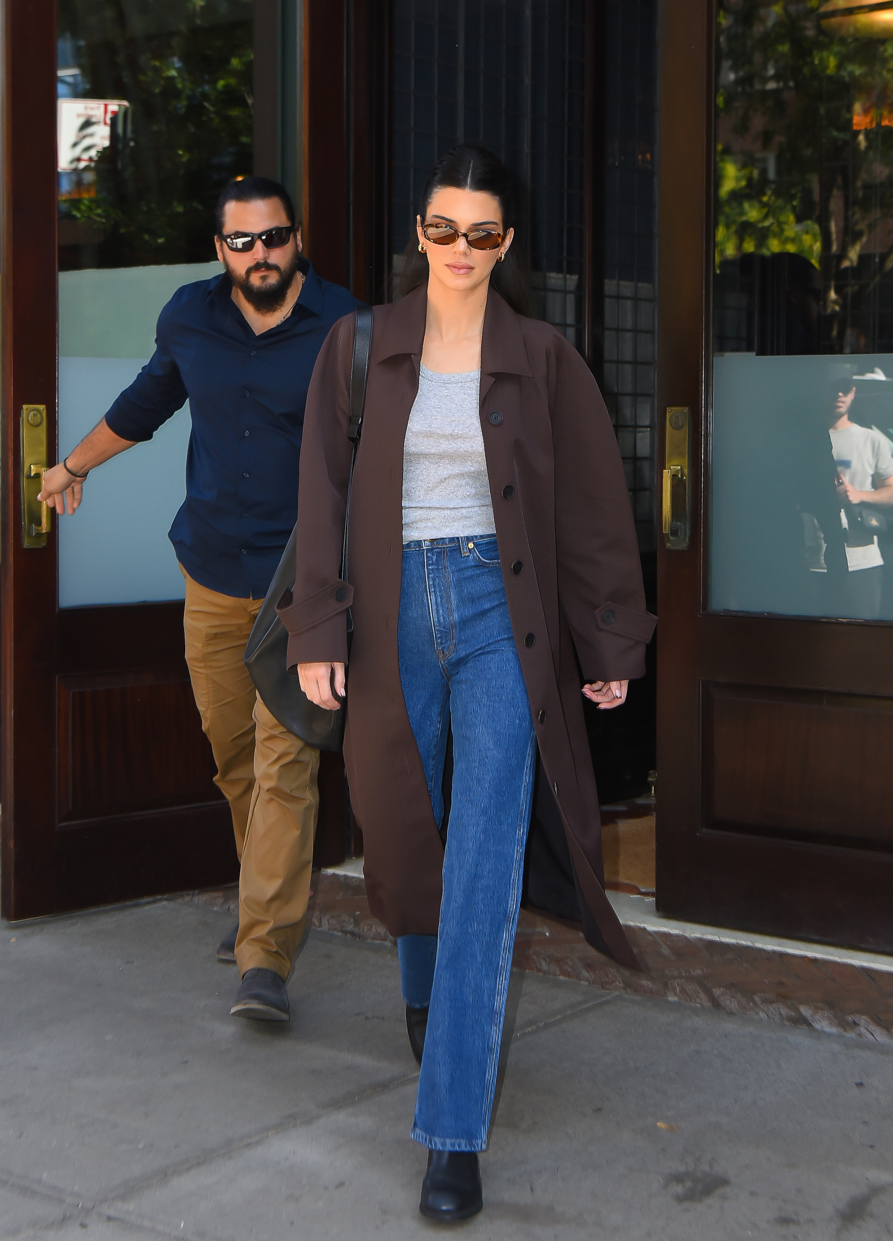 Tham khảo Kendall Jenner 10 bộ trang phục mùa đông tối giản- Ảnh 9. Tham khảo Kendall Jenner 10 bộ trang phục mùa đông tối giản- Ảnh 9.