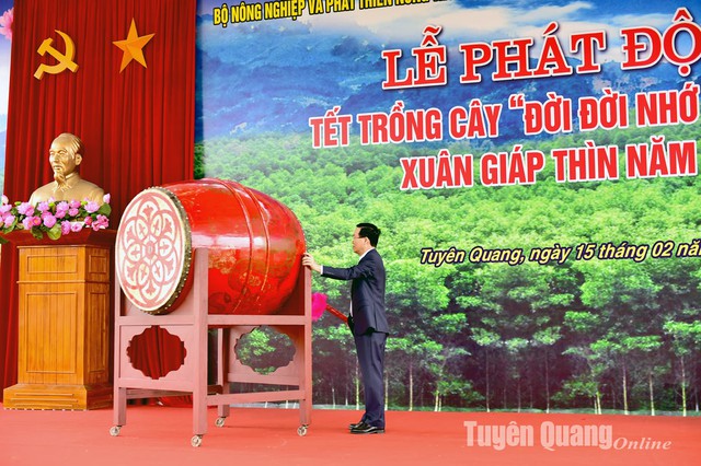 Chủ tịch nước Võ Văn Thưởng phát động Tết trồng cây "Đời đời nhớ ơn Bác Hồ" Xuân Giáp Thìn 2024- Ảnh 1.