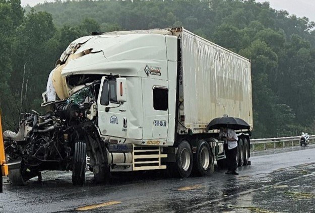 Tuyến cao tốc nơi tài xế vượt ẩu khiến 3 mẹ con tử vong từng xảy ra nhiều vụ tai nạn- Ảnh 3.