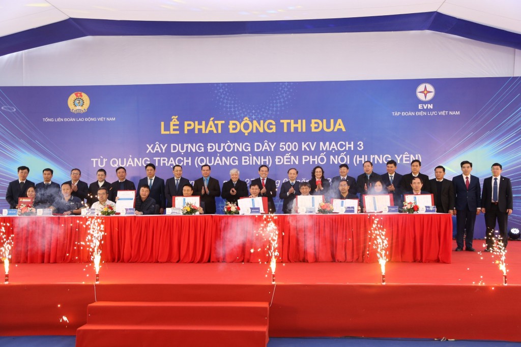 Phát động thi đua hoàn thành đúng tiến độ đường dây 500 kV từ Quảng Bình đến Hưng Yên- Ảnh 3.
