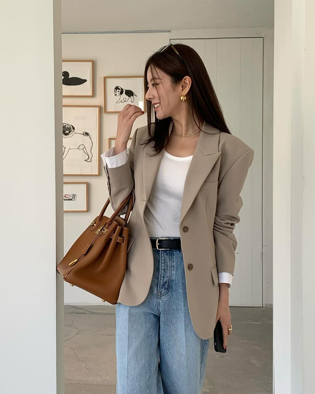 5 mẫu blazer nên có trong tủ đồ để luôn mặc đẹp mỗi ngày- Ảnh 7.