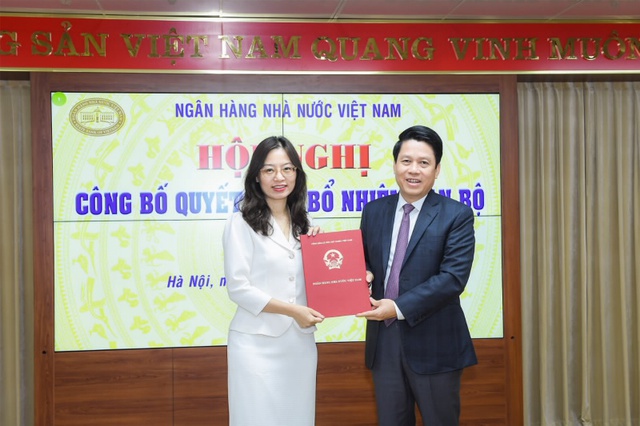 Ngân hàng Nhà nước Việt Nam bổ nhiệm 2 nữ Trưởng phòng giữ chức Phó Cục trưởng, Phó Vụ trưởng- Ảnh 1.