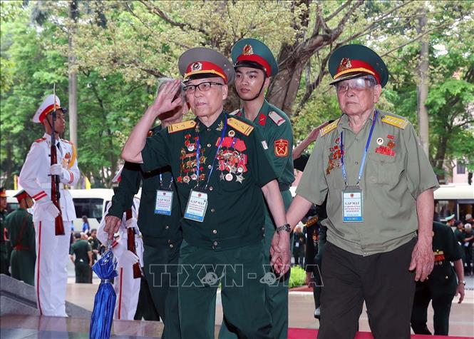 Lãnh đạo Đảng, Nhà nước gặp mặt cựu chiến binh, cựu TNXP tham gia Chiến dịch Điện Biên Phủ- Ảnh 4.