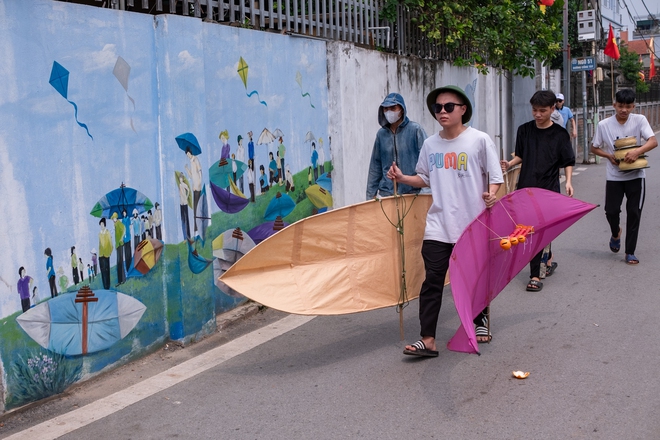 Gay cấn lễ hội thả diều "ngàn năm tuổi" ở một ngôi làng tại Hà Nội- Ảnh 6.