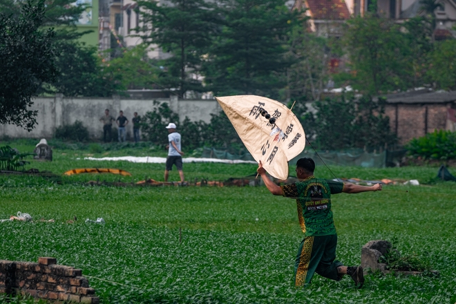 Gay cấn lễ hội thả diều "ngàn năm tuổi" ở một ngôi làng tại Hà Nội- Ảnh 22.
