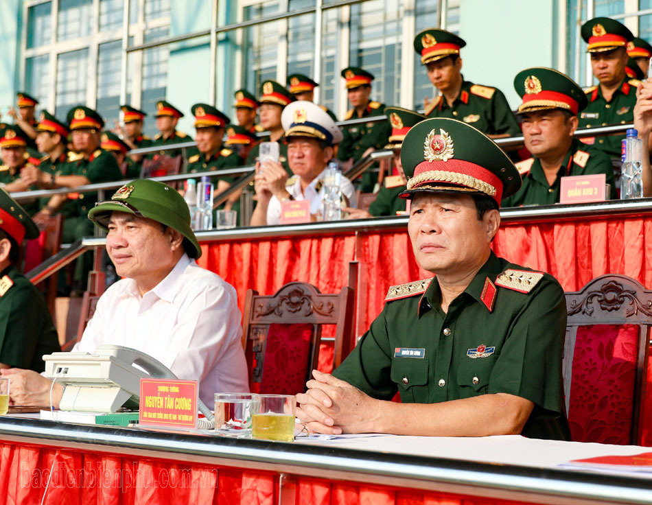Hợp luyện toàn lực lượng tham gia diễu binh, diễu hành tại Lễ kỷ niệm 70 năm Chiến thắng Điện Biên Phủ- Ảnh 1.