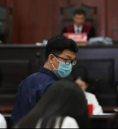 Các bị cáo trong vụ án Nguyễn Phương Hằng đều được giảm án- Ảnh 1.
