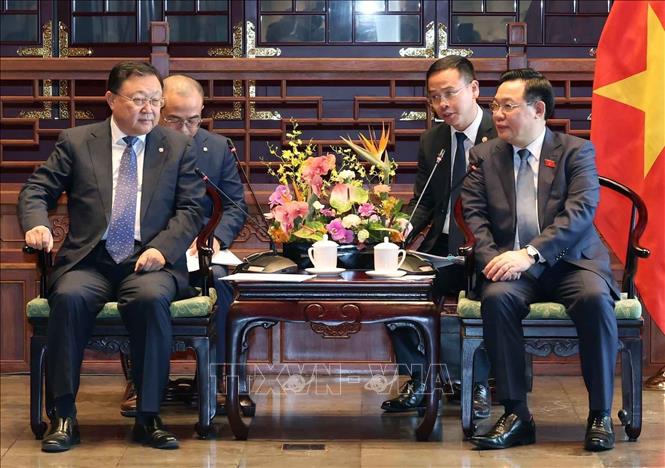 Hình ảnh về hoạt động của Chủ tịch Quốc hội Vương Đình Huệ trong chuyến thăm chính thức Trung Quốc- Ảnh 9.