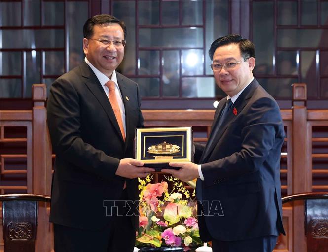 Hình ảnh về hoạt động của Chủ tịch Quốc hội Vương Đình Huệ trong chuyến thăm chính thức Trung Quốc- Ảnh 8.