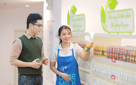 Nhà sản xuất sữa tươi sạch hàng đầu Việt Nam nhận “cú đúp" giải thưởng do tạp chí quốc tế bình chọn- Ảnh 3.