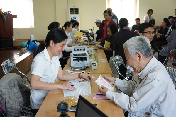 Tăng lương cơ sở cao nhất lịch sử sẽ tác động tích cực đến hàng chục triệu người- Ảnh 2.