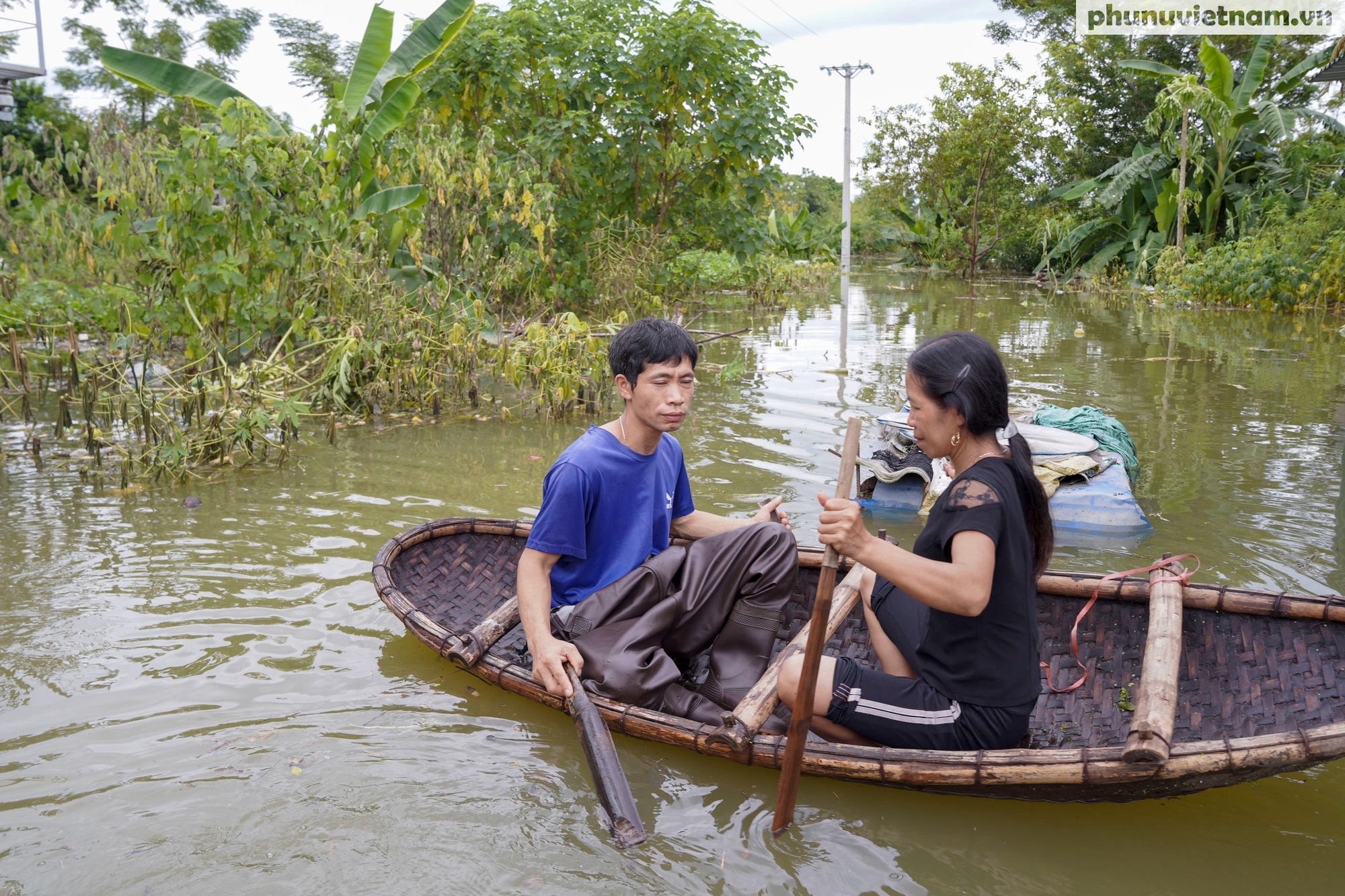 Hà Nội: Huyện Chương Mỹ ngập trong biển nước, hơn 1.000 hộ dân có nguy cơ phải sơ tán- Ảnh 11.