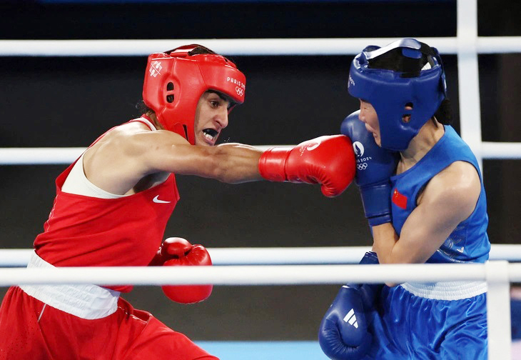 Olympic Paris: Nữ võ sĩ gây tranh cãi giới tính giành Huy chương vàng quyền anh- Ảnh 1.