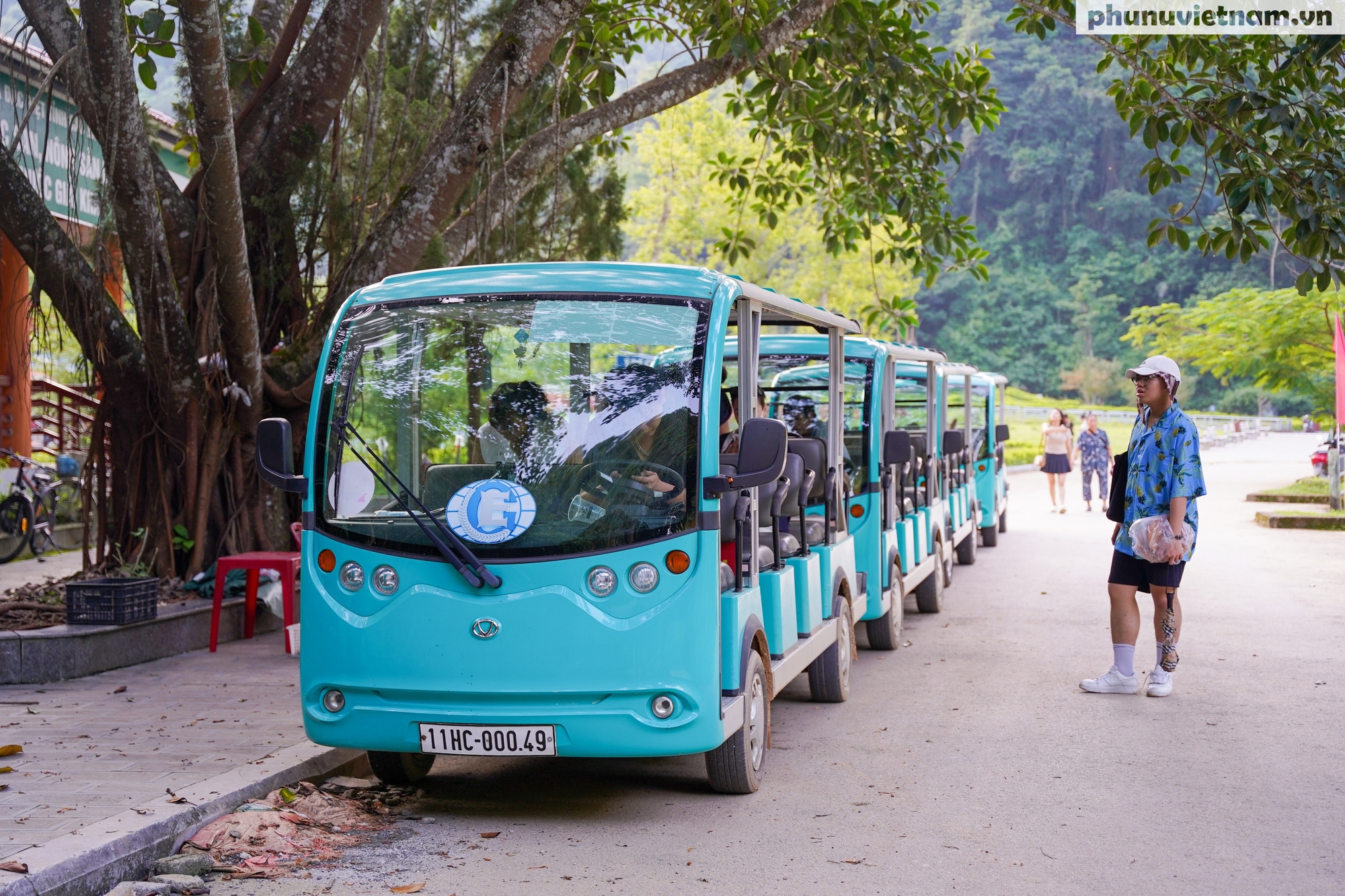 Những ngày thu tháng 8, du khách đến Khu di tích lịch sử Pác Bó đông hơn mỗi ngày- Ảnh 13.