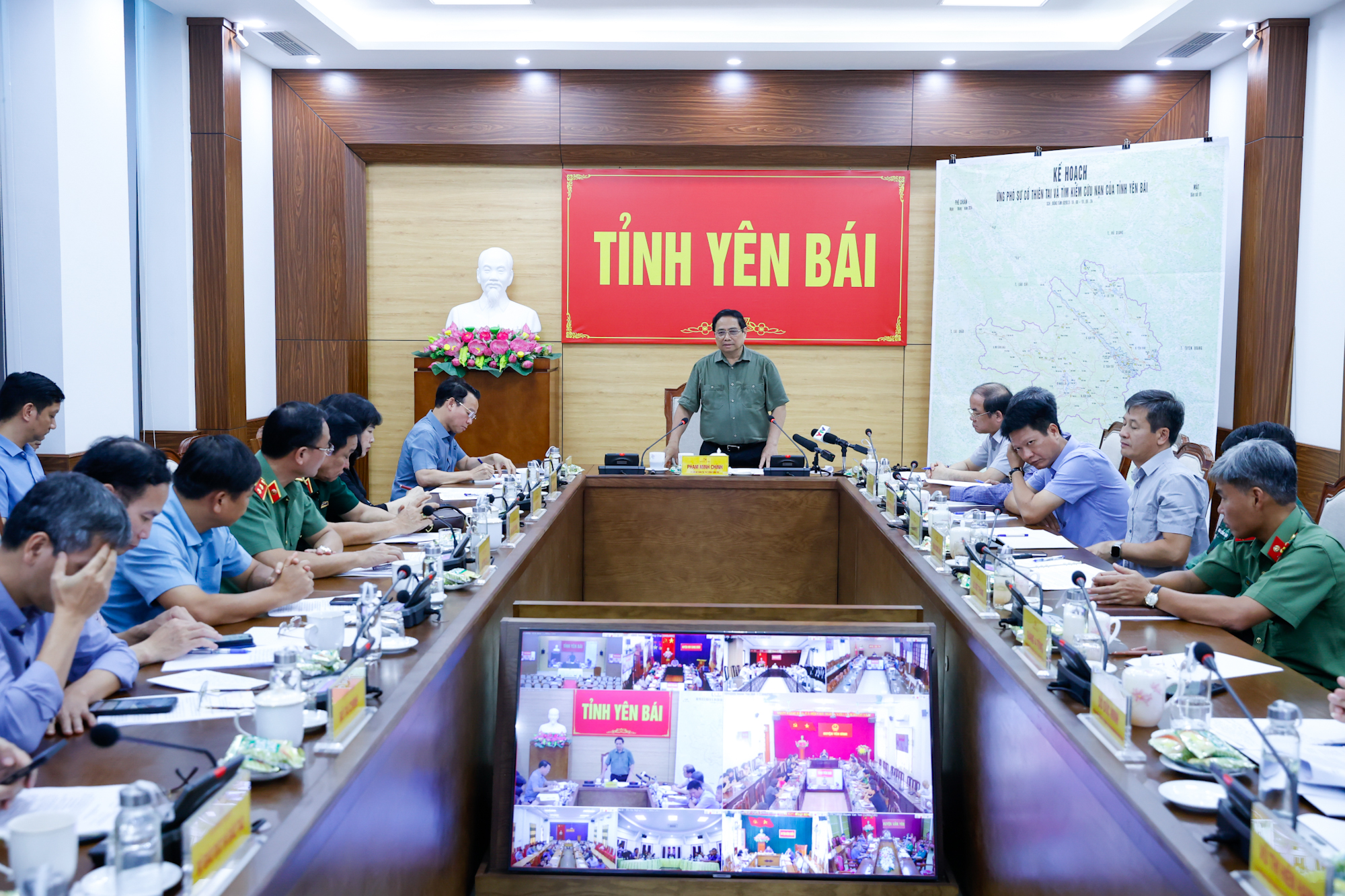 Thủ tướng Phạm Minh Chính chỉ đạo ứng phó, khắc phục hậu quả mưa lũ, thiên tai tại Yên Bái, Lào Cai- Ảnh 21.