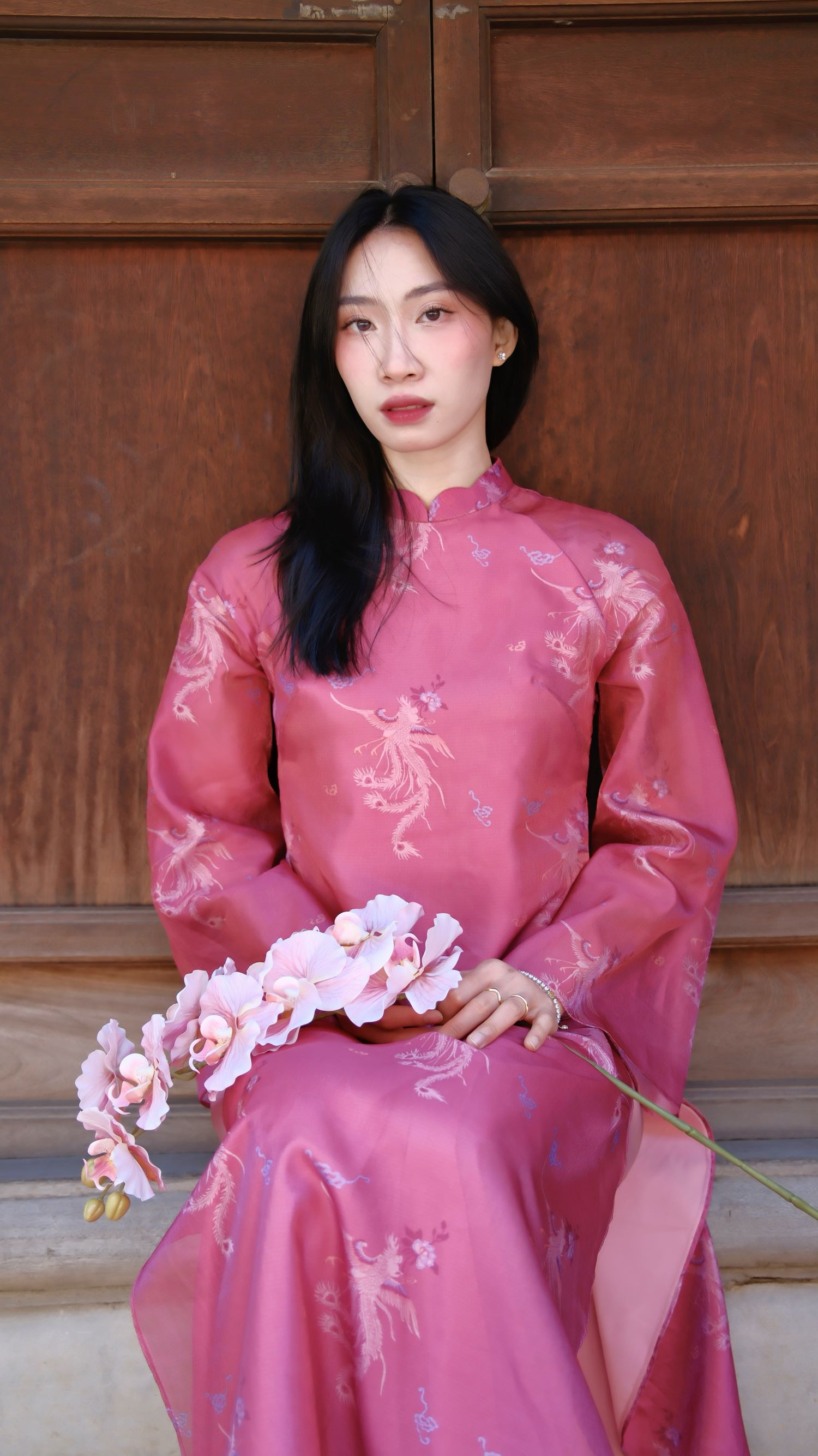 Chủ công bóng chuyền Nguyệt Anh diện áo dài đón Tết- Ảnh 2.