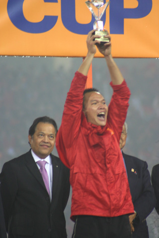 Nhìn lại chiến thắng AFF Cup 2008 của ĐT Việt Nam trước Thái Lan trên sân nhà- Ảnh 9.