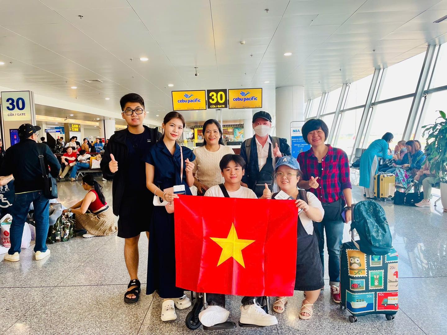 Lê Thị An cùng đồng đội lên đường tham gia cuộc thi GiTC 2024 Lê Thị An cùng đồng đội lên đường tham gia cuộc thi GiTC 2024
