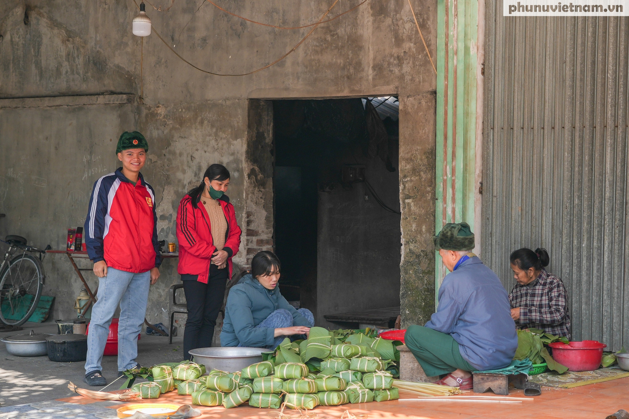 Bánh chưng “phố Lẻ”, muốn mua phải đặt trước ít nhất 4 ngày- Ảnh 6.