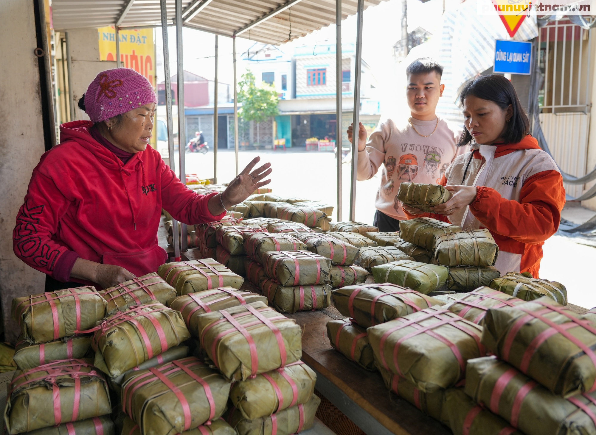 Bánh chưng “phố Lẻ”, muốn mua phải đặt trước ít nhất 4 ngày- Ảnh 20.