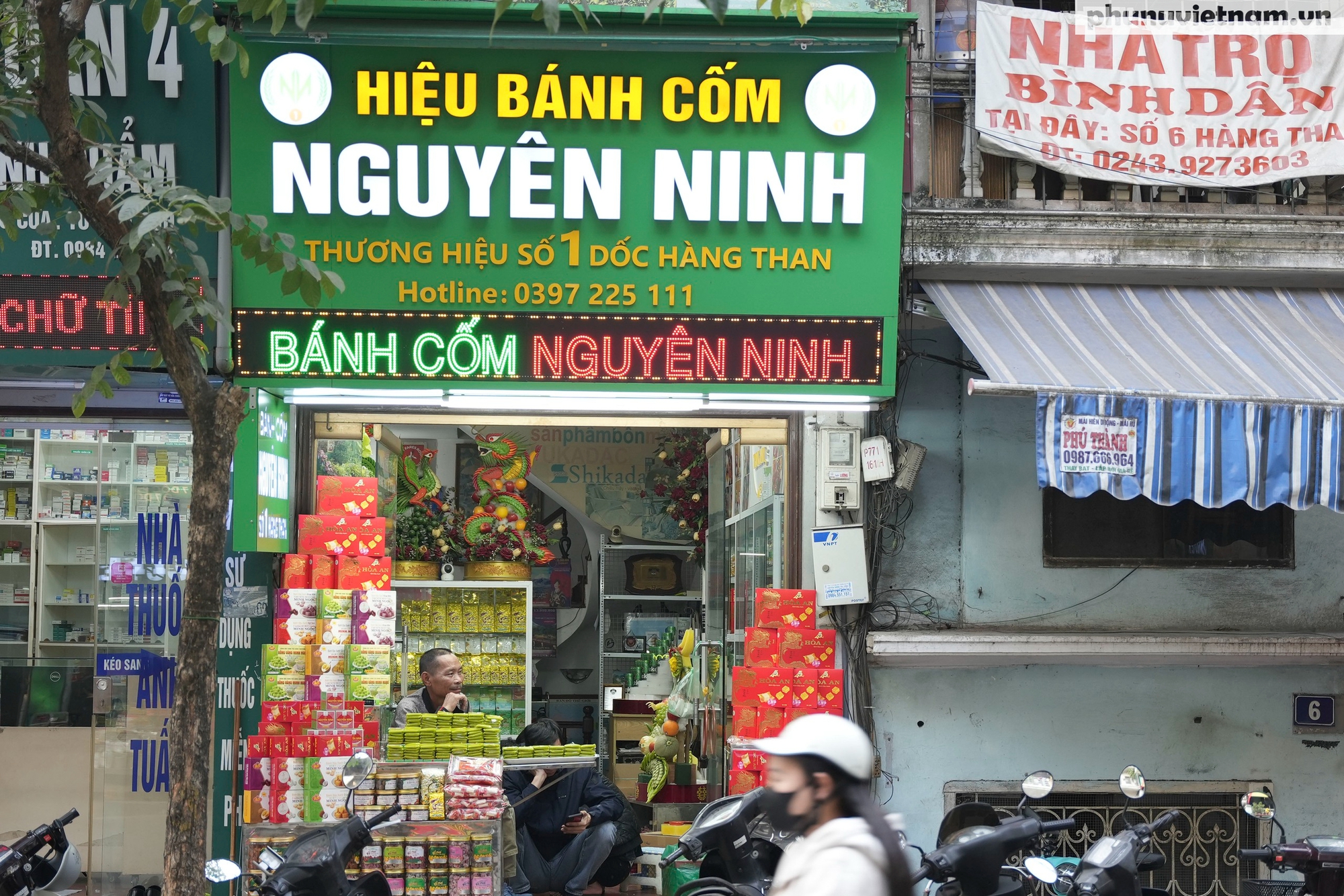 Bánh cốm Hàng Than ế ẩm sau vụ Nguyên Ninh vi phạm an toàn thực phẩm- Ảnh 9.