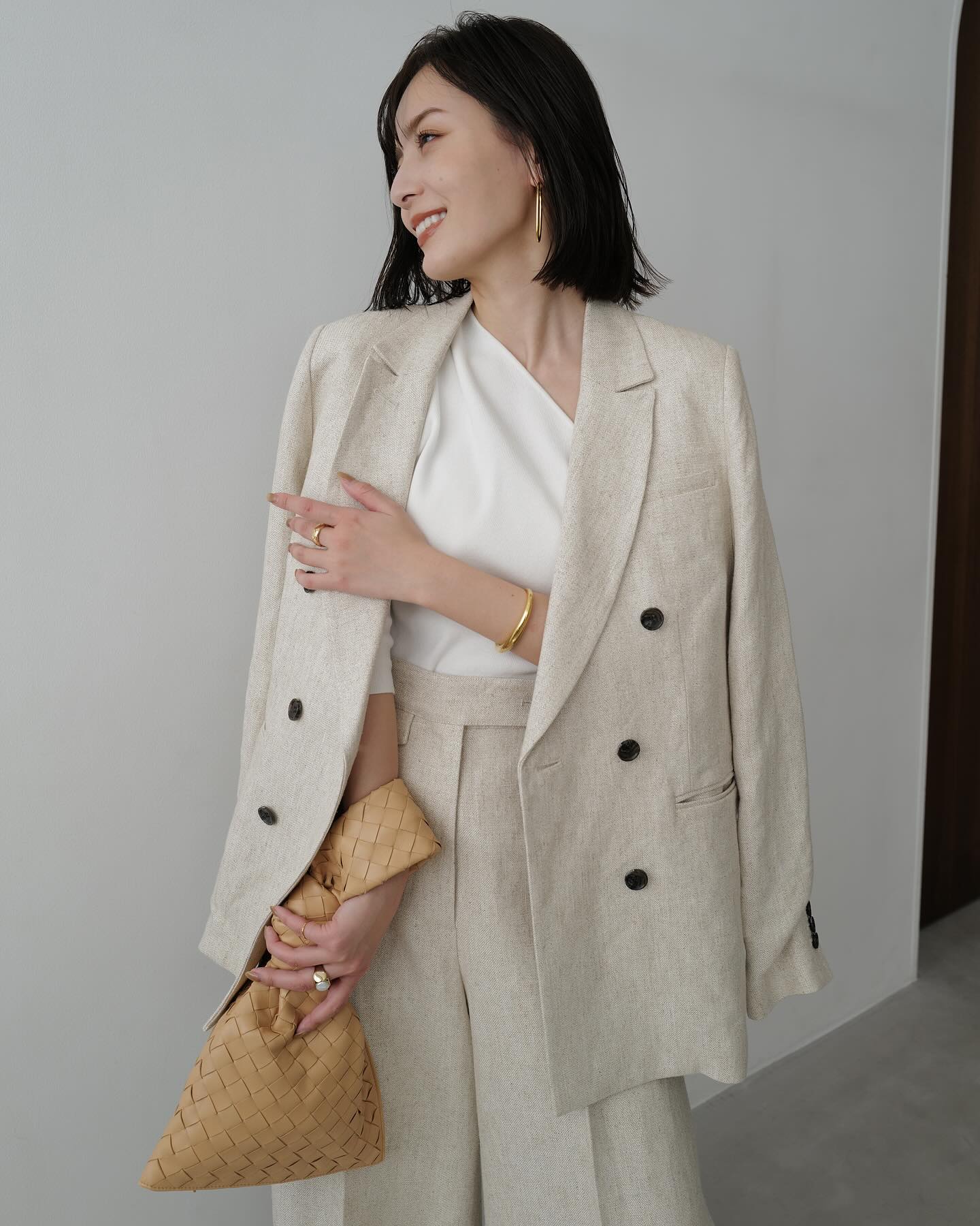 10 cách mặc áo blazer đi chúc Tết hay du xuân đều đẹp- Ảnh 4. 10 cách mặc áo blazer đi chúc Tết hay du xuân đều đẹp- Ảnh 4.