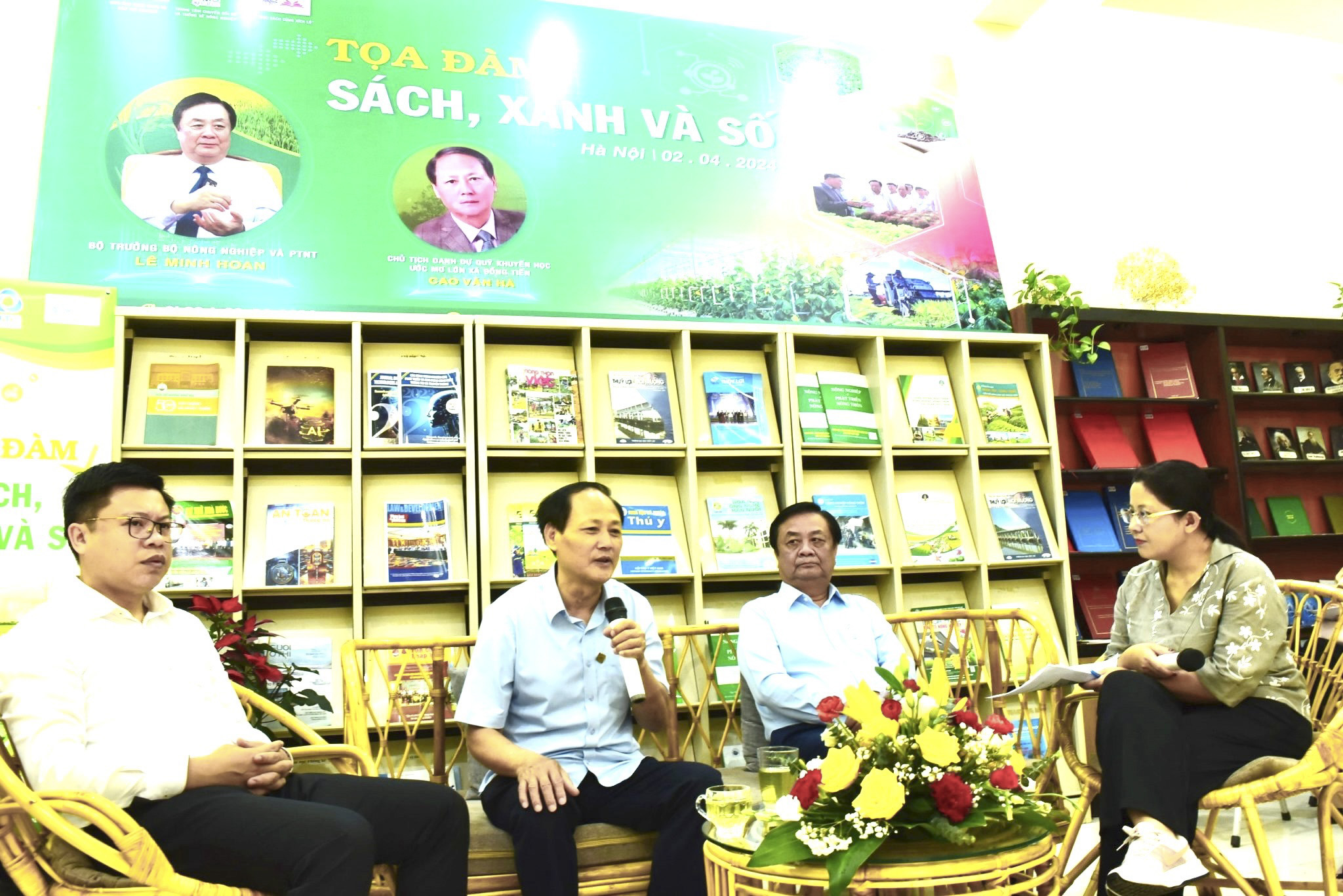 Từ giấc mơ nhỏ đến "ngọn lửa" khuyến học đất Kinh Bắc- Ảnh 9. Từ giấc mơ nhỏ đến "ngọn lửa" khuyến học đất Kinh Bắc- Ảnh 9.