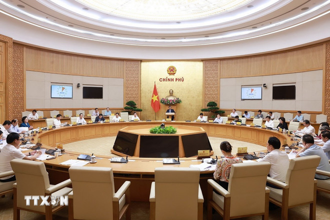 Thủ tướng chủ trì Phiên họp Chính phủ về vận hành chính quyền địa phương 2 cấp- Ảnh 1.