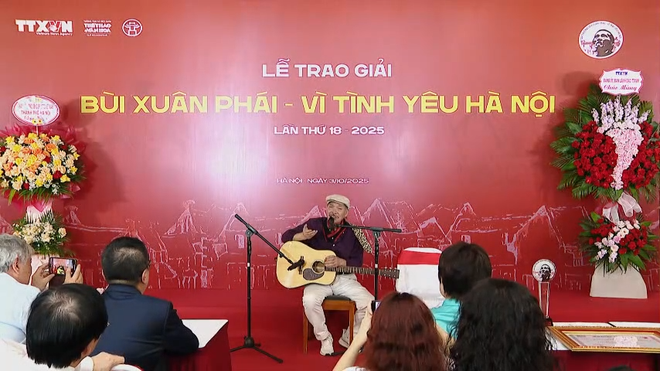 Nhạc sĩ Trần Tiến: Nghĩ đến Hà Nội, run rẩy nhớ những tháng năm yêu dấu- Ảnh 5. Nhạc sĩ Trần Tiến: Nghĩ đến Hà Nội, run rẩy nhớ những tháng năm yêu dấu- Ảnh 5.