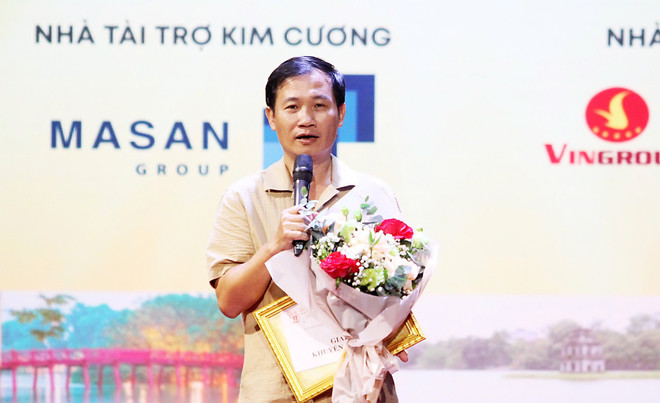 Nhạc sĩ Trần Tiến: Nghĩ đến Hà Nội, run rẩy nhớ những tháng năm yêu dấu- Ảnh 4. Nhạc sĩ Trần Tiến: Nghĩ đến Hà Nội, run rẩy nhớ những tháng năm yêu dấu- Ảnh 4.