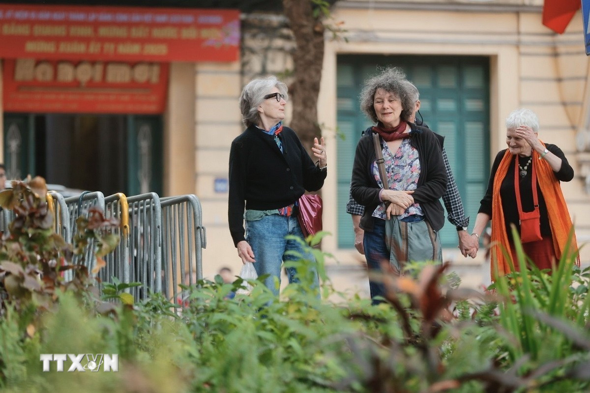 Hà Nội: Từ ngày về chiến thắng đến khát vọng phát triển bền vững và hội nhập- Ảnh 8. Hà Nội: Từ ngày về chiến thắng đến khát vọng phát triển bền vững và hội nhập- Ảnh 8.