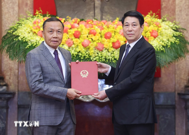Chủ tịch nước: Các Đại sứ phải làm tốt công tác bảo hộ công dân Việt Nam- Ảnh 2. Chủ tịch nước: Các Đại sứ phải làm tốt công tác bảo hộ công dân Việt Nam- Ảnh 2.