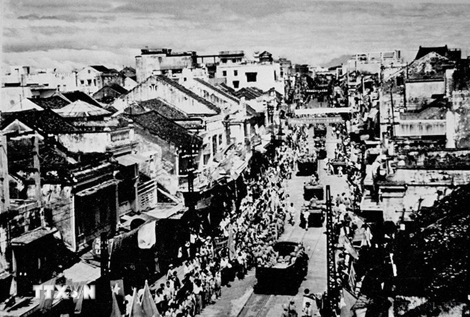 71 năm Giải phóng Thủ đô: Mốc son rực rỡ của nhân dân Thủ đô- Ảnh 7. 71 năm Giải phóng Thủ đô: Mốc son rực rỡ của nhân dân Thủ đô- Ảnh 7.