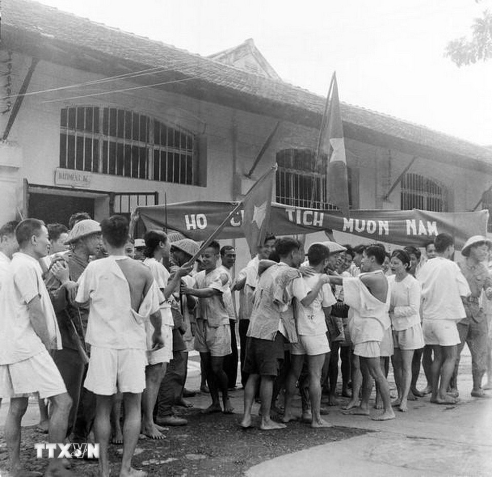 71 năm Giải phóng Thủ đô: Mốc son rực rỡ của nhân dân Thủ đô- Ảnh 11. 71 năm Giải phóng Thủ đô: Mốc son rực rỡ của nhân dân Thủ đô- Ảnh 11.