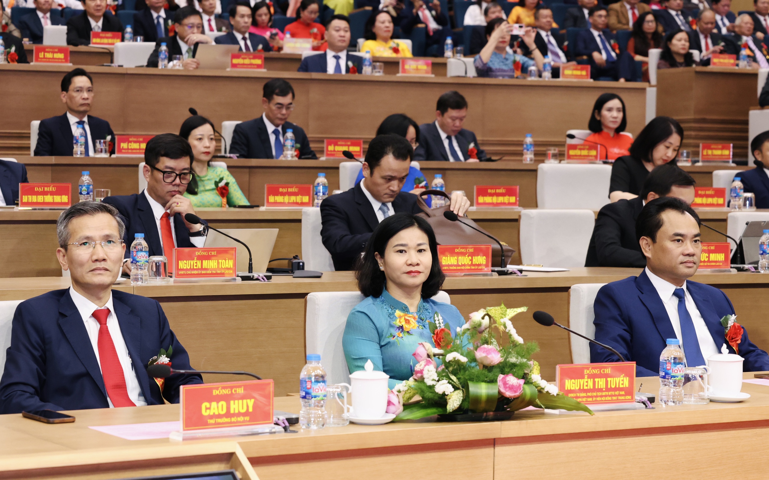 Đồng chí Nguyễn Thị Tuyến dự Đại hội Thi đua yêu nước tỉnh Lào Cai lần thứ I, giai đoạn 2025 - 2030- Ảnh 1. Đồng chí Nguyễn Thị Tuyến dự Đại hội Thi đua yêu nước tỉnh Lào Cai lần thứ I, giai đoạn 2025 - 2030- Ảnh 1.