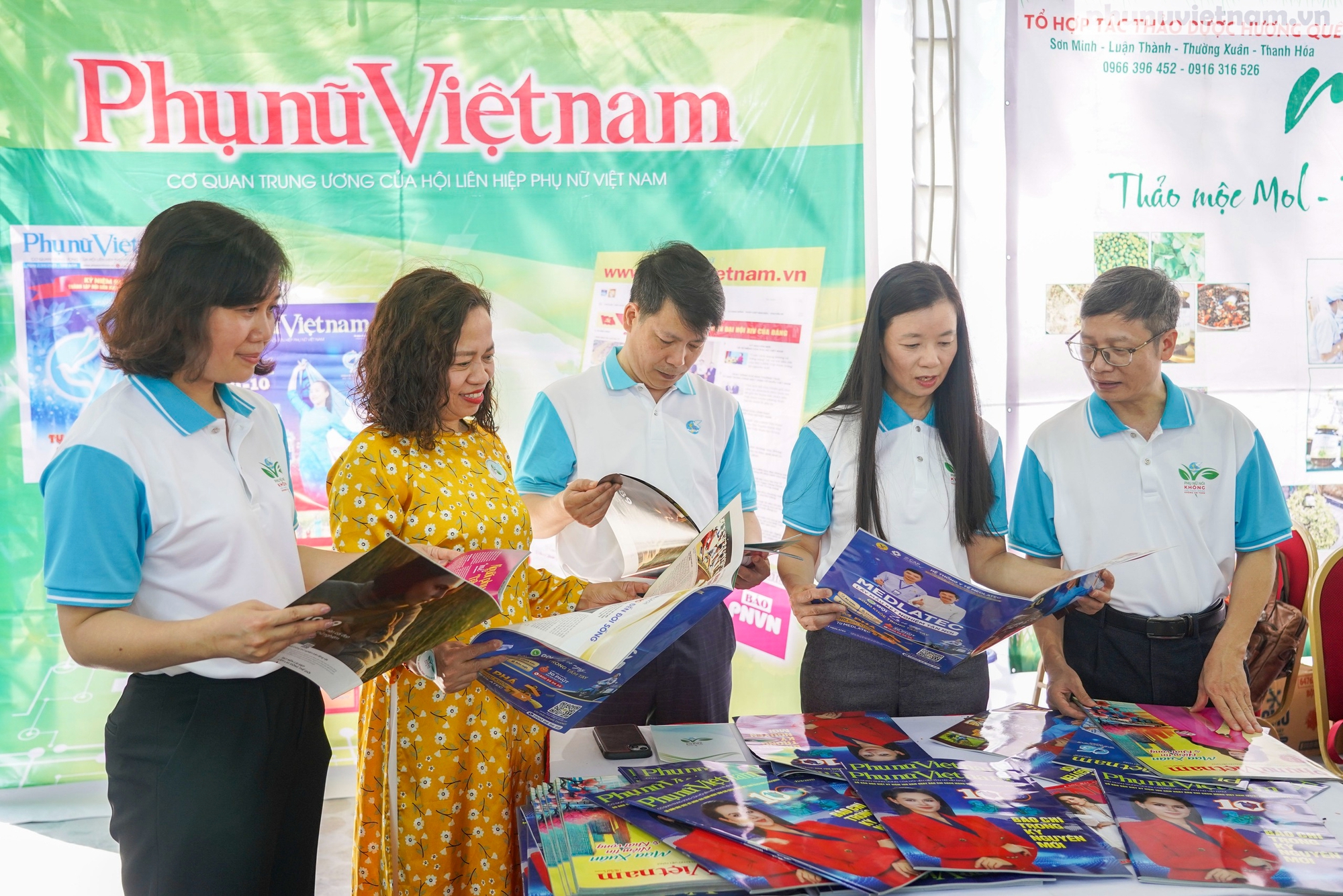 Sôi nổi khai mạc Ngày hội “Phụ nữ nói không với thực phẩm không an toàn”, Ngày hội “Phụ nữ Khỏe Đẹp và Tiêu dùng xanh”- Ảnh 21. Sôi nổi khai mạc Ngày hội “Phụ nữ nói không với thực phẩm không an toàn”, Ngày hội “Phụ nữ Khỏe Đẹp và Tiêu dùng xanh”- Ảnh 21.