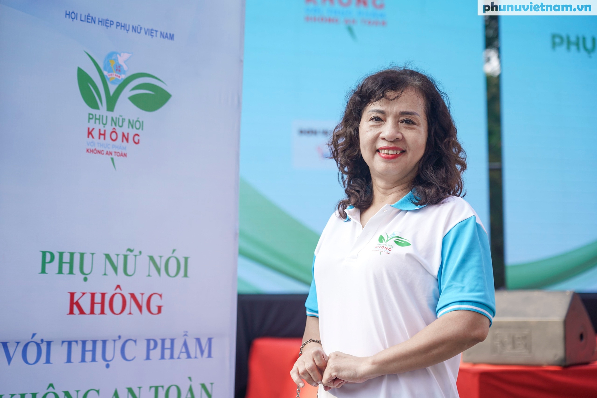 Phố đi bộ rộn ràng, đông đảo người trải nghiệm làm đẹp, nhận quà, tiêu dùng xanh tại ngày hội Phố đi bộ rộn ràng, đông đảo người trải nghiệm làm đẹp, nhận quà, tiêu dùng xanh tại ngày hội