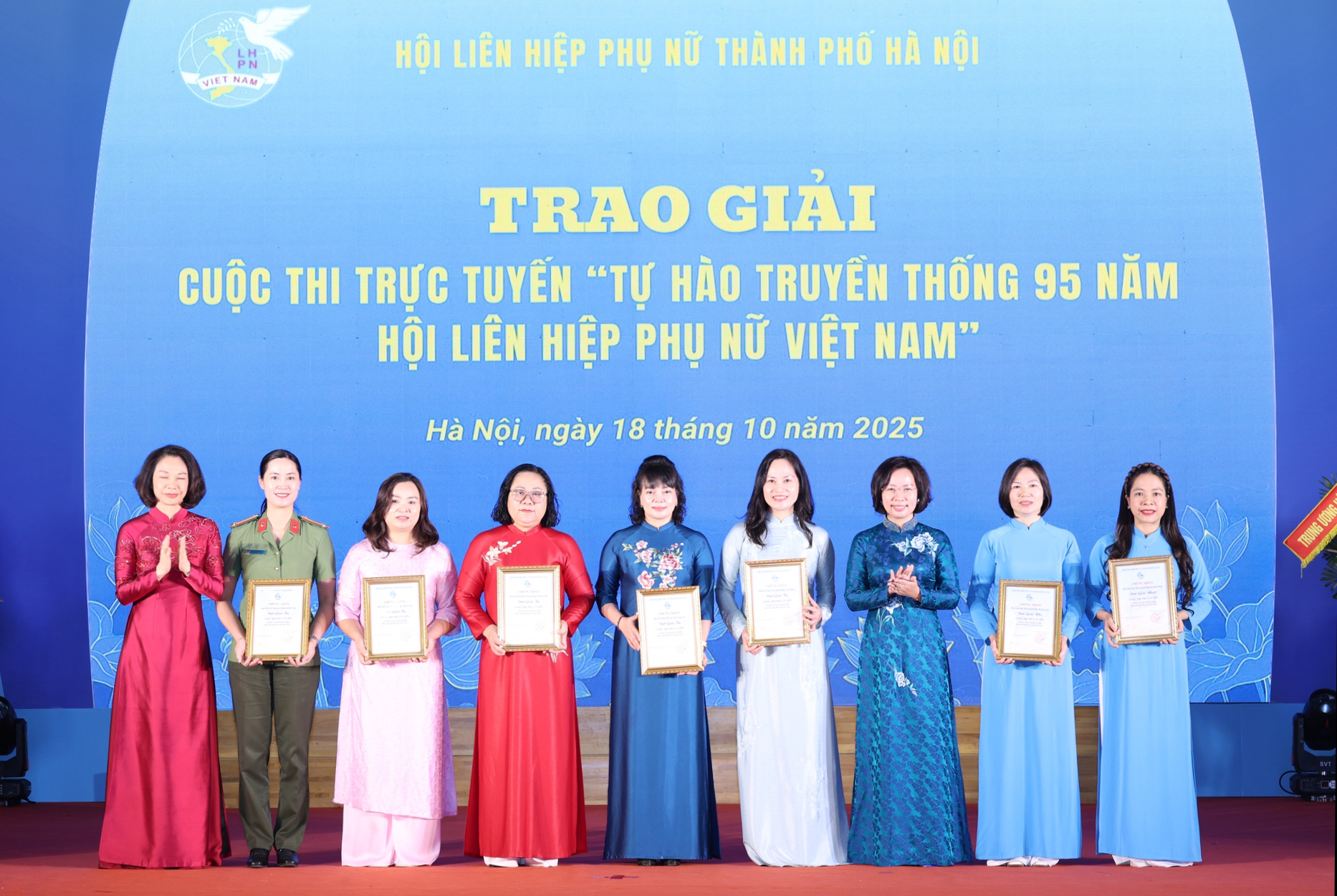 Vinh danh 8 Phụ nữ Thủ đô tiêu biểu năm 2025- Ảnh 9. Vinh danh 8 Phụ nữ Thủ đô tiêu biểu năm 2025- Ảnh 9.