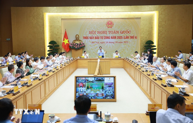 Thủ tướng Phạm Minh Chính chủ trì Hội nghị thúc đẩy giải ngân vốn đầu tư công- Ảnh 2. Thủ tướng Phạm Minh Chính chủ trì Hội nghị thúc đẩy giải ngân vốn đầu tư công- Ảnh 2.